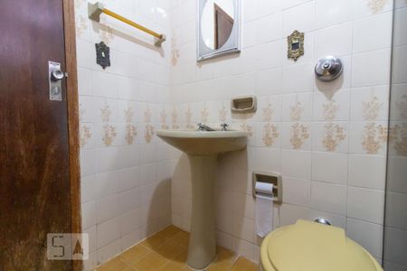 Apartamento para alugar com 94m², 3 quartos e 2 vagas Apartamento para alugar com 94m², 3 quartos e 2 vagasBanheiro Social