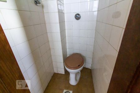 Apartamento para alugar com 94m², 3 quartos e 2 vagas Apartamento para alugar com 94m², 3 quartos e 2 vagasBanheiro de Serviço