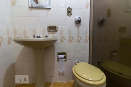 Apartamento para alugar com 94m², 3 quartos e 2 vagas Apartamento para alugar com 94m², 3 quartos e 2 vagasBanheiro Social