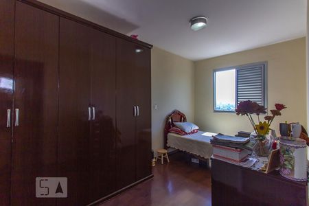 Apartamento à venda com 74m², 3 quartos e 2 vagas Apartamento à venda com 74m², 3 quartos e 2 vagasQuarto 2