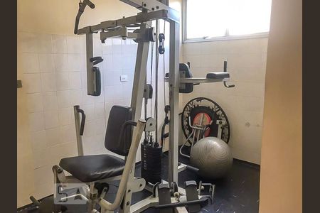 Apartamento à venda com 74m², 3 quartos e 2 vagas Apartamento à venda com 74m², 3 quartos e 2 vagasÁrea comum - Academia