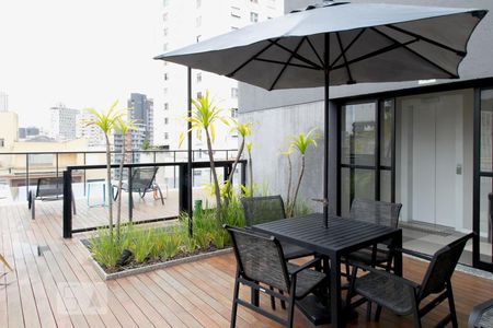 Apartamento para alugar com 36m², 1 quarto e 1 vagaÁrea comum