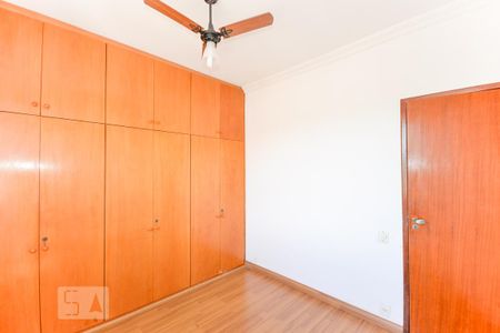 Quarto 2 de apartamento para alugar com 2 quartos, 61m² em Vila Isabel, Rio de Janeiro