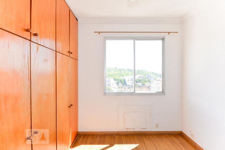 Quarto 1 de apartamento para alugar com 2 quartos, 61m² em Vila Isabel, Rio de Janeiro