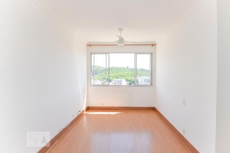 Sala de apartamento para alugar com 2 quartos, 61m² em Vila Isabel, Rio de Janeiro