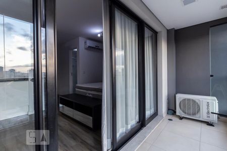 Sacada de kitnet/studio para alugar com 1 quarto, 37m² em Campo Belo, São Paulo