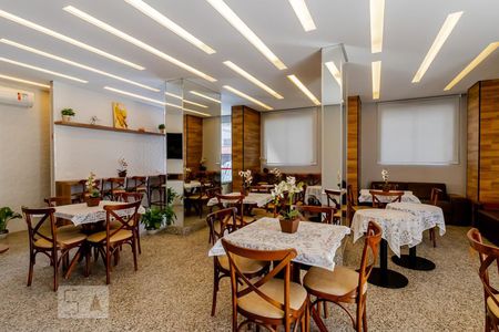 Apartamento para alugar com 100m², 3 quartos e 2 vagas Apartamento para alugar com 100m², 3 quartos e 2 vagasSalão de festas