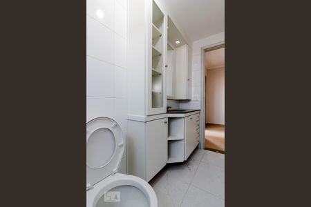 Apartamento para alugar com 100m², 3 quartos e 2 vagas Apartamento para alugar com 100m², 3 quartos e 2 vagasBanheiro da Suíte