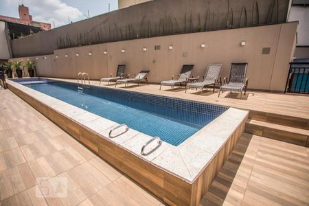 Studio para alugar com 28m², 1 quarto e sem vaga Studio para alugar com 28m², 1 quarto e sem vagaÁrea comum - Piscina