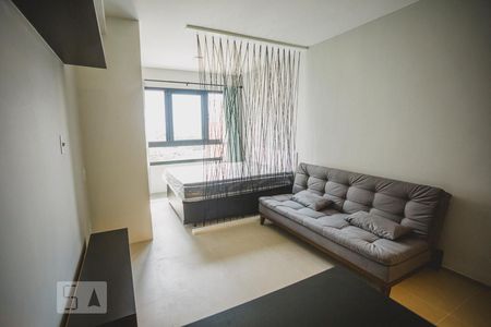 Sala / Cozinha de kitnet/studio para alugar com 1 quarto, 28m² em Mirandópolis, São Paulo
