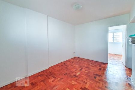 Apartamento para alugar com 80m², 4 quartos e 1 vaga Apartamento para alugar com 80m², 4 quartos e 1 vagaSala