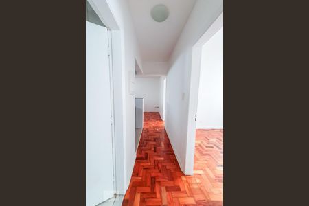 Apartamento para alugar com 80m², 4 quartos e 1 vaga Apartamento para alugar com 80m², 4 quartos e 1 vagaCorredor