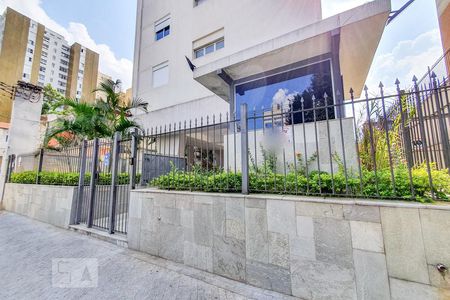 Apartamento para alugar com 80m², 4 quartos e 1 vaga Apartamento para alugar com 80m², 4 quartos e 1 vagaFachada