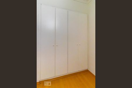 Quarto - Armários de apartamento para alugar com 1 quarto, 53m² em Centro, Campinas