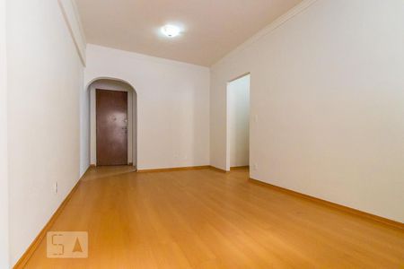 Sala de apartamento para alugar com 1 quarto, 53m² em Centro, Campinas