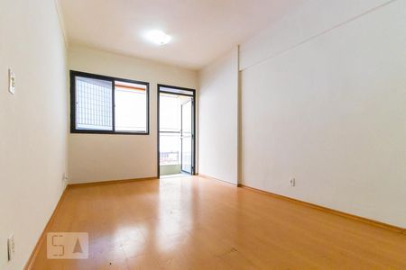 Sala de apartamento para alugar com 1 quarto, 53m² em Centro, Campinas