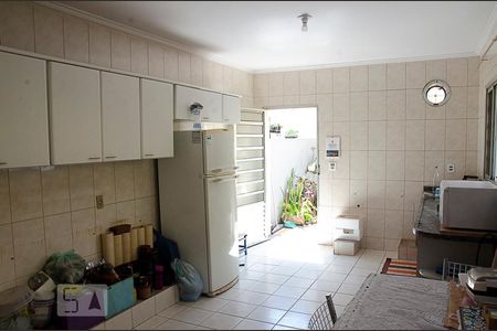 Casa à venda com 121m², 3 quartos e 2 vagasCozinha