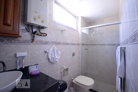 Apartamento à venda com 80m², 2 quartos e 1 vaga Apartamento à venda com 80m², 2 quartos e 1 vagaBanheiro Suíte