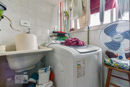 Apartamento à venda com 58m², 3 quartos e 1 vagaÁrea de Serviço