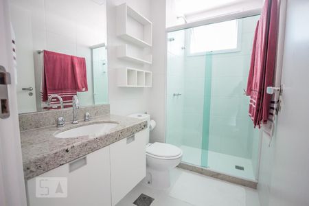 Apartamento à venda com 83m², 2 quartos e 1 vaga Apartamento à venda com 83m², 2 quartos e 1 vagaBanheiro Suíte 2