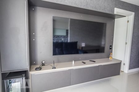 Detalhe Sala de apartamento à venda com 2 quartos, 83m² em Barra da Tijuca, Rio de Janeiro