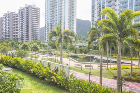 Apartamento à venda com 83m², 2 quartos e 1 vaga Apartamento à venda com 83m², 2 quartos e 1 vagaÁrea comum parque