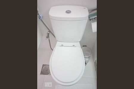 Apartamento à venda com 83m², 2 quartos e 1 vaga Apartamento à venda com 83m², 2 quartos e 1 vagaBanheiro Suíte 2