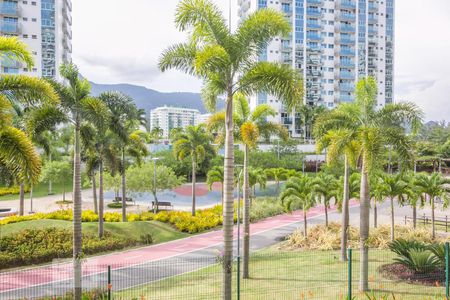 Apartamento à venda com 83m², 2 quartos e 1 vaga Apartamento à venda com 83m², 2 quartos e 1 vagaÁrea comum parque