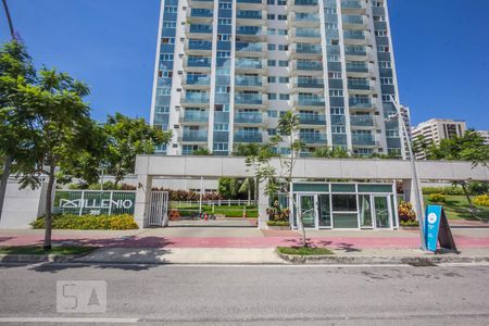 Apartamento à venda com 83m², 2 quartos e 1 vaga Apartamento à venda com 83m², 2 quartos e 1 vagaFachada do Condomínio