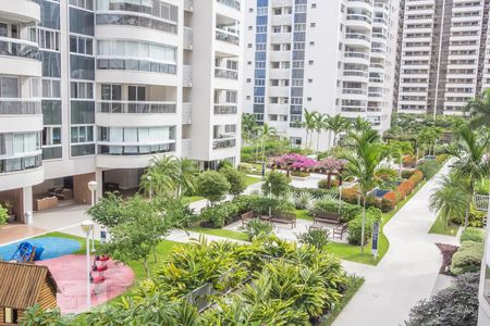 Apartamento à venda com 83m², 2 quartos e 1 vaga Apartamento à venda com 83m², 2 quartos e 1 vagaÁrea comum