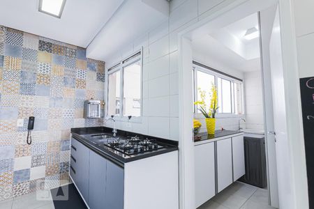 Apartamento para alugar com 96m², 2 quartos e 2 vagasCozinha