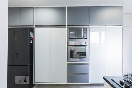 Apartamento para alugar com 96m², 2 quartos e 2 vagasCozinha