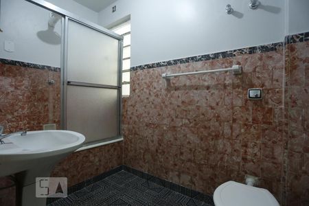 Apartamento à venda com 70m², 2 quartos e sem vagaBanheiro