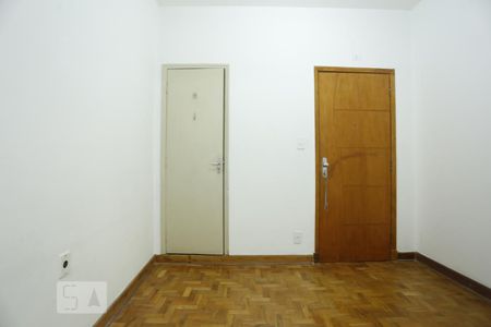 Apartamento à venda com 70m², 2 quartos e sem vagaEntrada