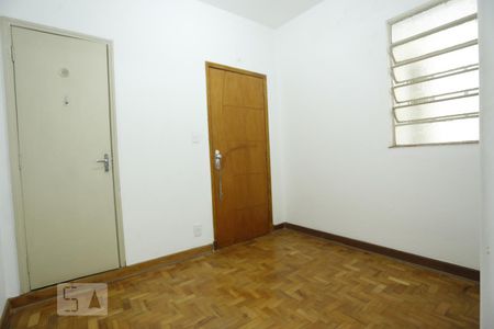 Apartamento à venda com 70m², 2 quartos e sem vagaEntrada