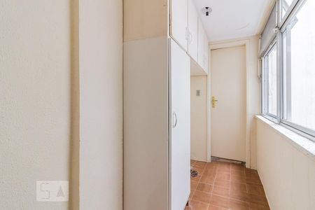 Apartamento à venda com 88m², 2 quartos e 1 vagaDetalhe da area de serviço