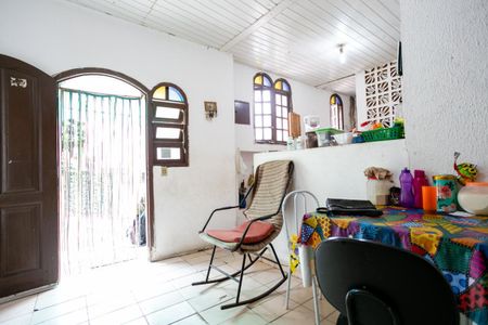 Casa à venda com 431m², 6 quartos e 2 vagasCasa c - Sala