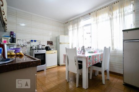 Casa à venda com 431m², 6 quartos e 2 vagasCasa B - Cozinha