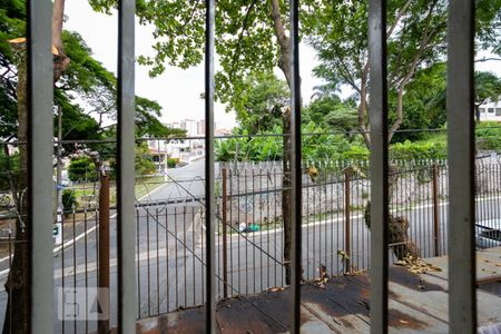 Casa à venda com 431m², 6 quartos e 2 vagasCasa B - Vista do Quarto 1