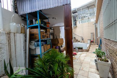 Casa à venda com 431m², 6 quartos e 2 vagasCasa B - Quintal