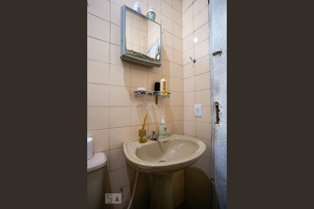 Casa à venda com 431m², 6 quartos e 2 vagasCasa A - Banheiro