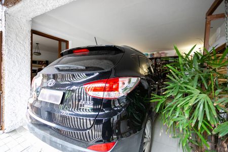 Casa à venda com 431m², 6 quartos e 2 vagasCasa B - Garagem