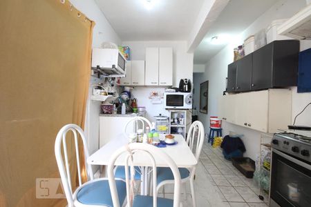 Apartamento à venda com 54m², 2 quartos e sem vagaCozinha