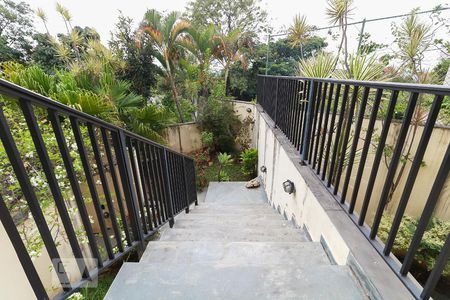 Casa para alugar com 477m², 4 quartos e 6 vagasEntrada