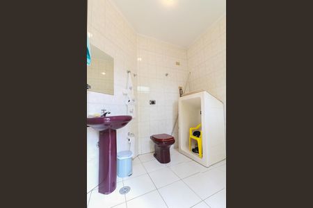 Casa para alugar com 477m², 4 quartos e 6 vagasBanheiro da Piscina