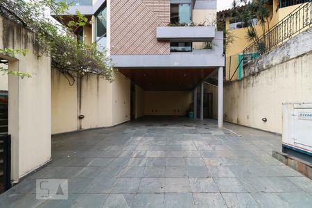 Casa para alugar com 477m², 4 quartos e 6 vagasGaragem