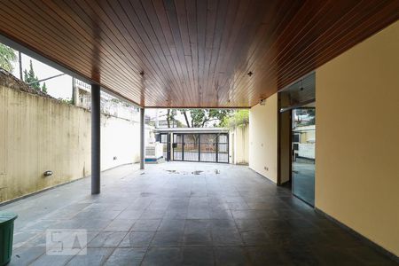 Casa para alugar com 477m², 4 quartos e 6 vagasGaragem