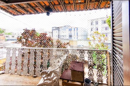 Casa à venda com 280m², 5 quartos e 7 vagasVaranda