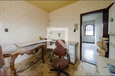 Casa à venda com 280m², 5 quartos e 7 vagasCozinha