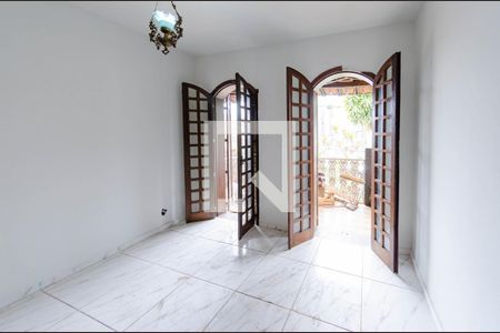 Casa à venda com 280m², 5 quartos e 7 vagasQuarto 2